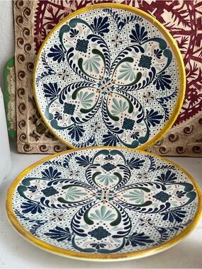 Williams Sonoma Talavera Floral Mediterranean melamine plates set of 2